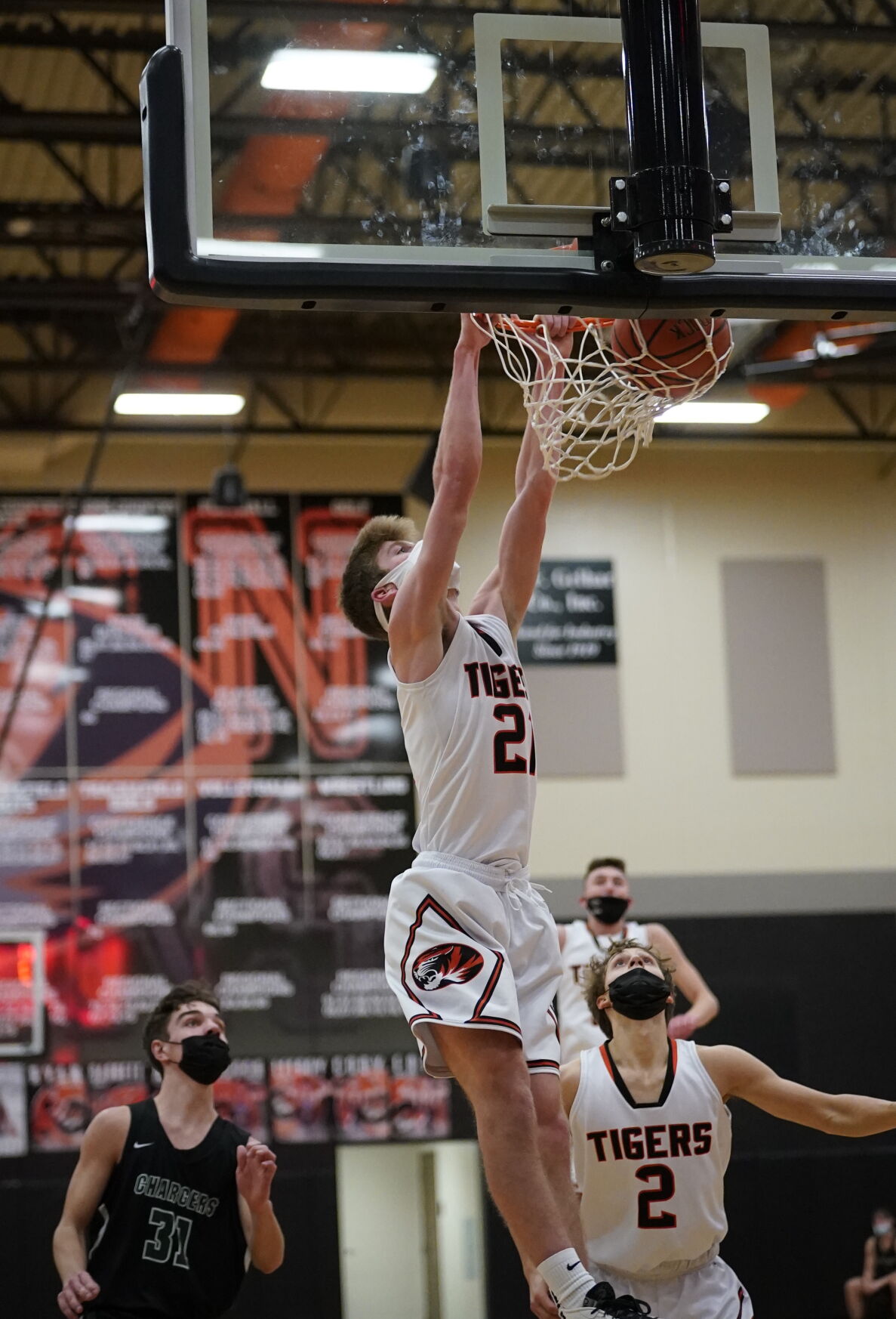 Ripon High School boys' basketball vs KML-3